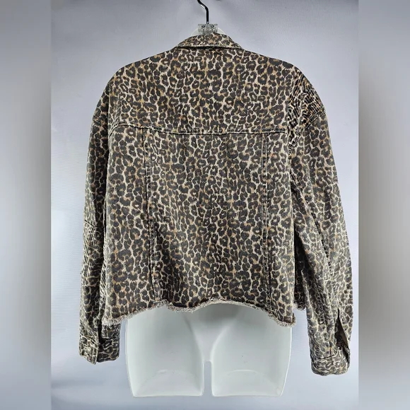 Free People Women's Cheetah Print Raw Hem Denim Jacket Oversized Cropped Medium - Picture 4 of 13